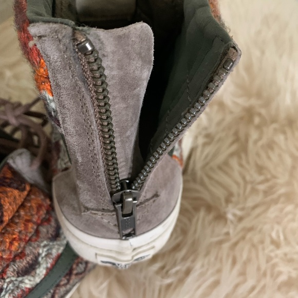 Vans high tops - Picture 2 of 5